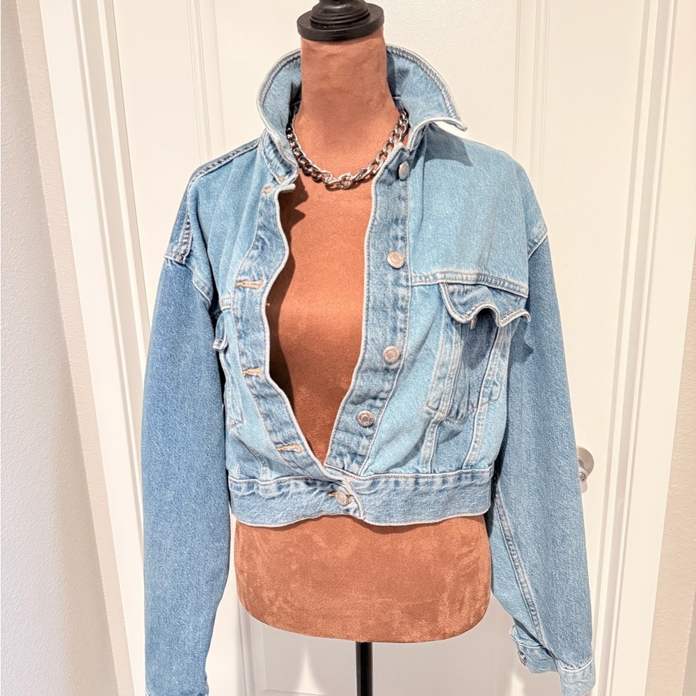 Topshop Cropped Blue Denim Jacket Light Wash US 8